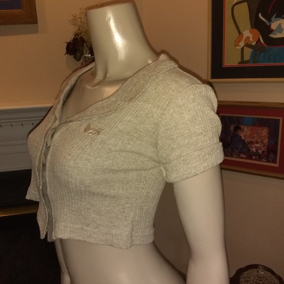 YAGA GIRLZ CROP TOP  GRAY SMALL  SUPER CUTE!!! - Picture 4 of 8